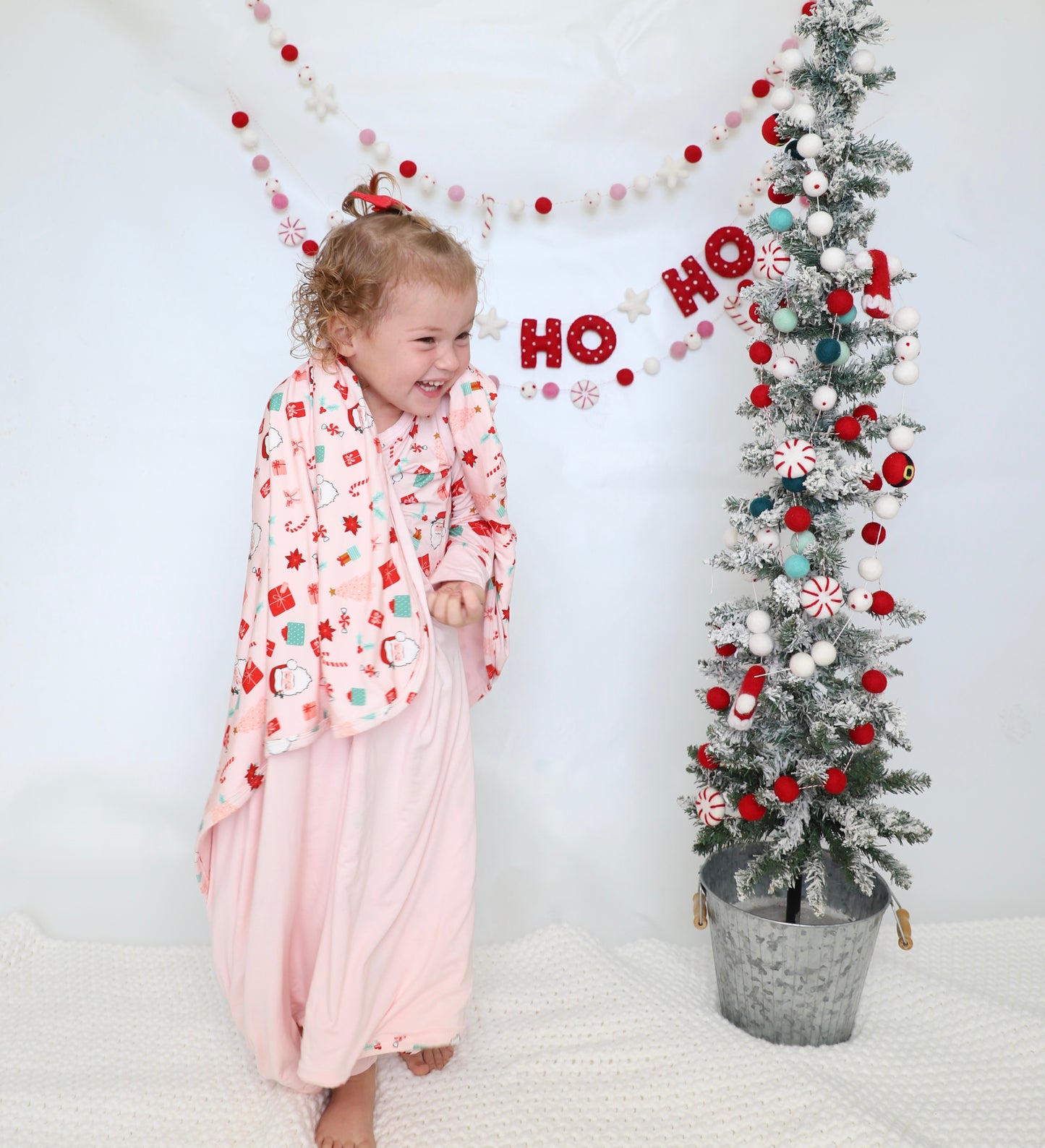 PINK SANTA DREAM BLANKET